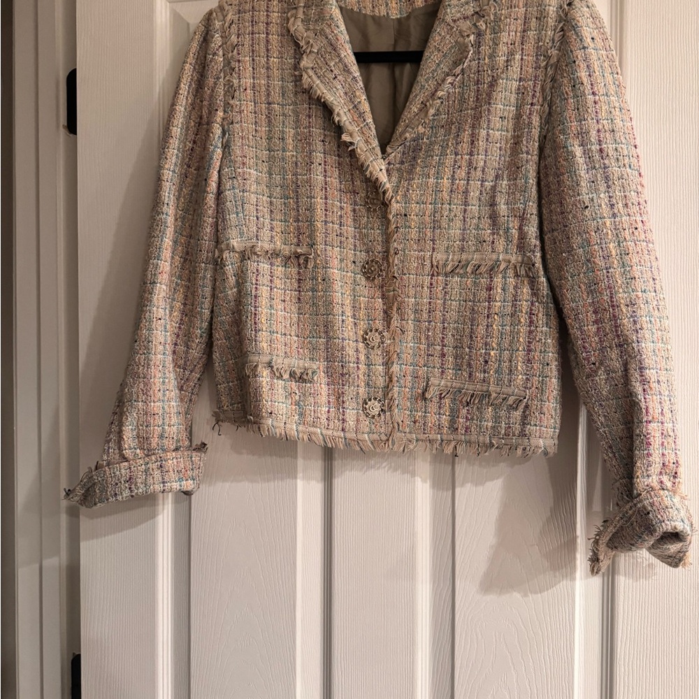 Cream Quilted Blazer with Collared Neckline